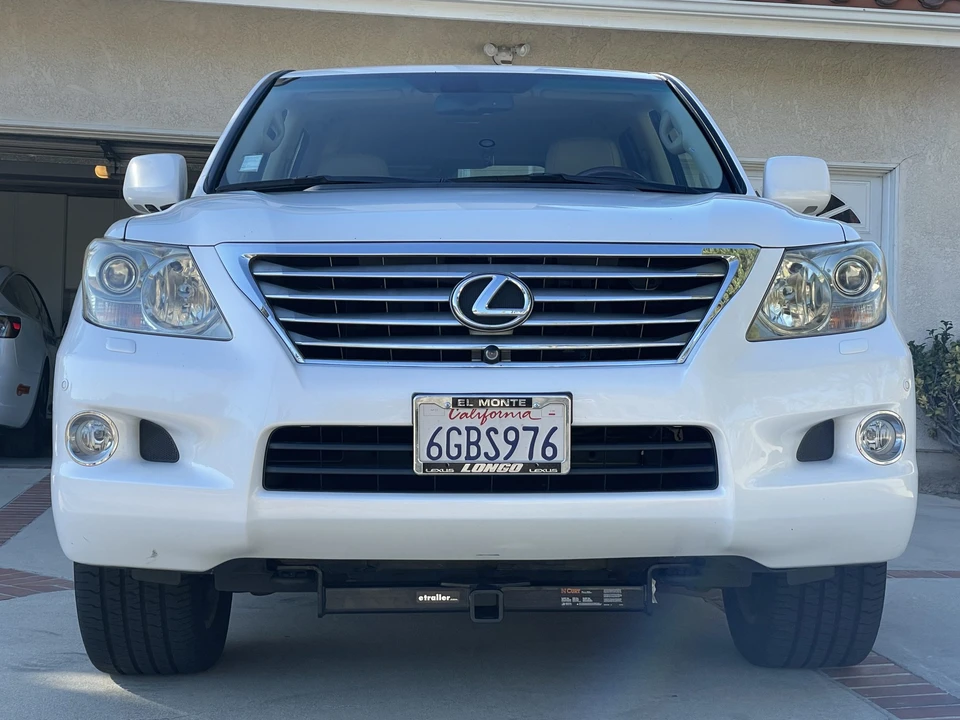 2008 Lexus LX 3rd Gen - Image 10 of 31