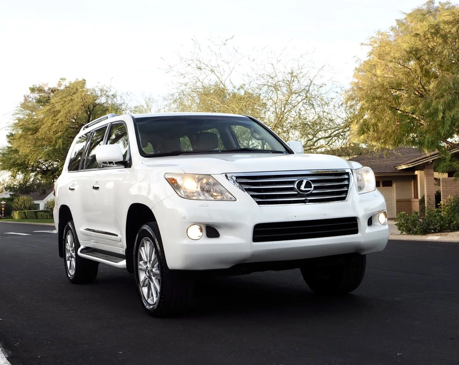 2008 Lexus LX 3rd Gen - Image 12 of 31