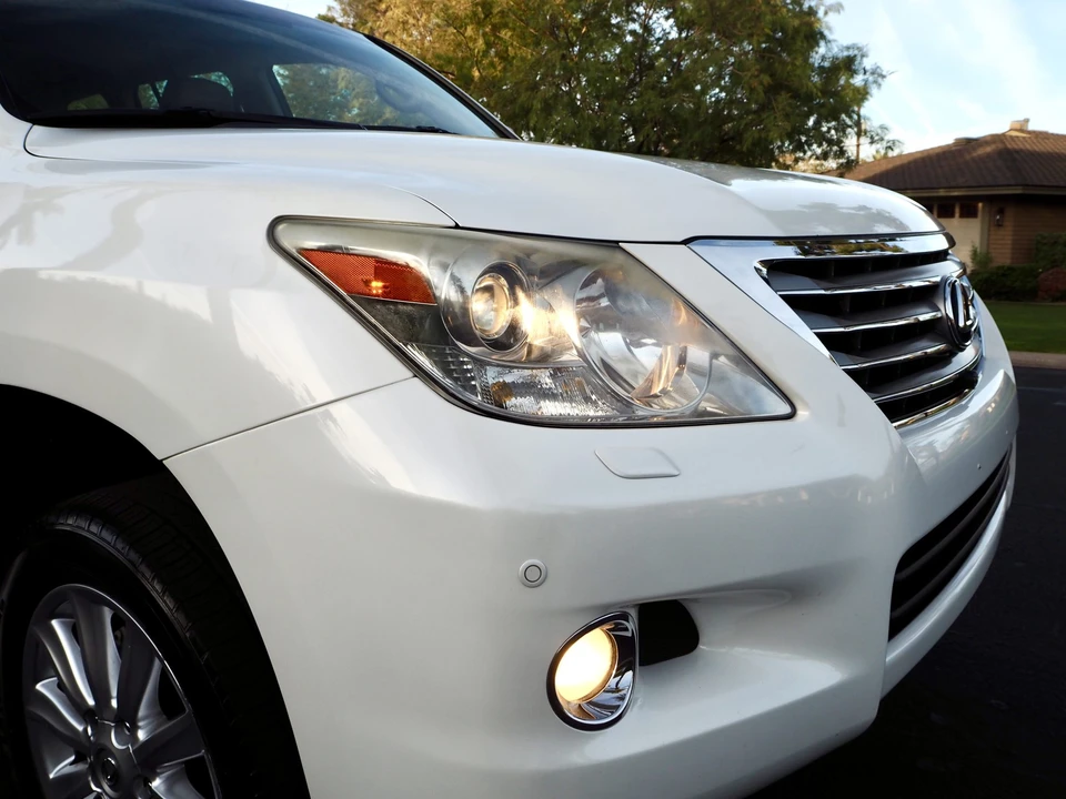 2008 Lexus LX 3rd Gen - Image 14 of 31