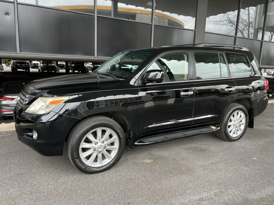 2008 Lexus LX 3rd Gen - Image 26 of 31