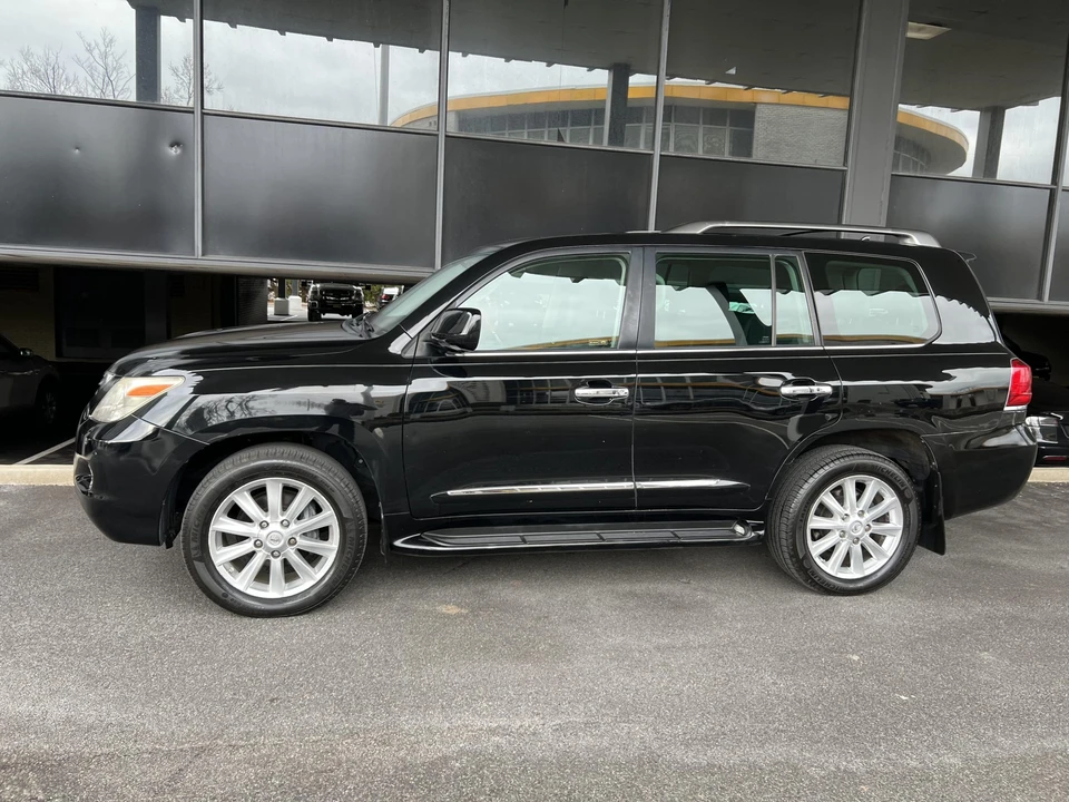 2008 Lexus LX 3rd Gen - Image 24 of 31
