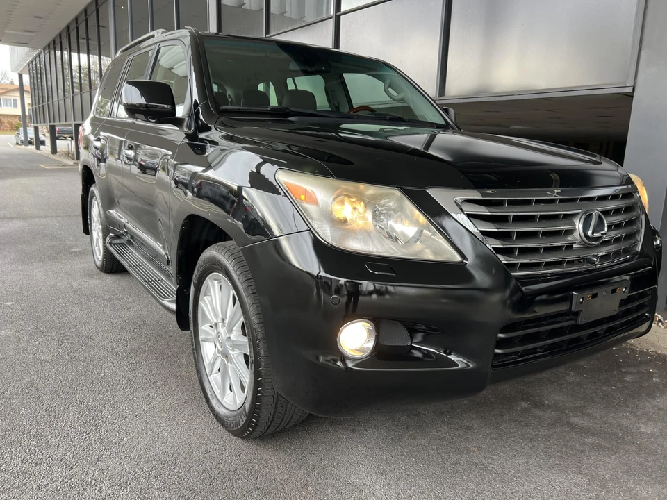 2008 Lexus LX 3rd Gen - Image 5 of 31