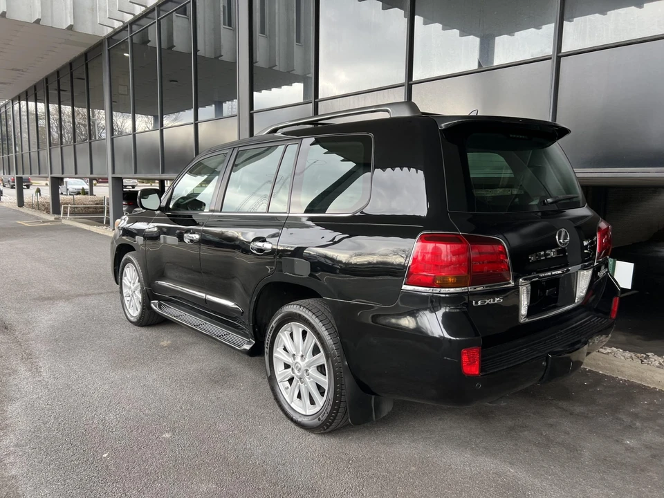 2008 Lexus LX 3rd Gen - Image 20 of 31