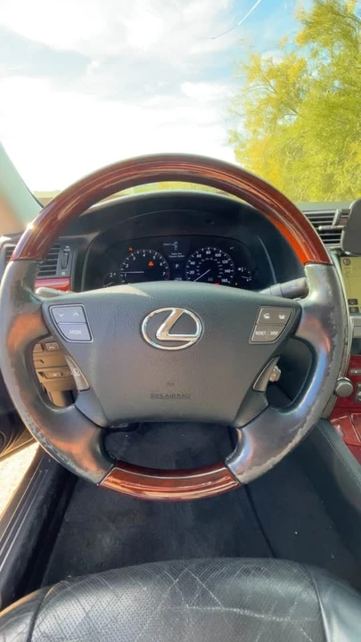 2008 Lexus LS 4th Gen - Image 8 of 10