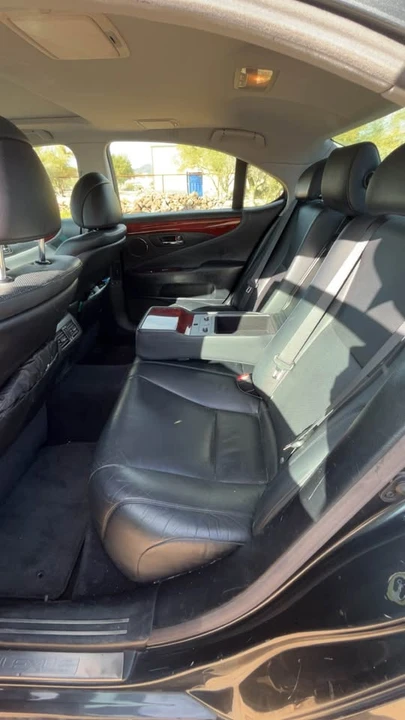 2008 Lexus LS 4th Gen - Image 9 of 10