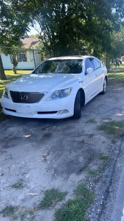 2008 Lexus LS 4th Gen - Image 6 of 8