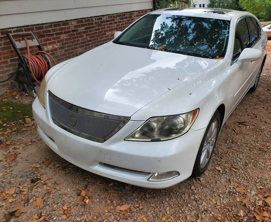 2008 Lexus LS 4th Gen - Image 6 of 10