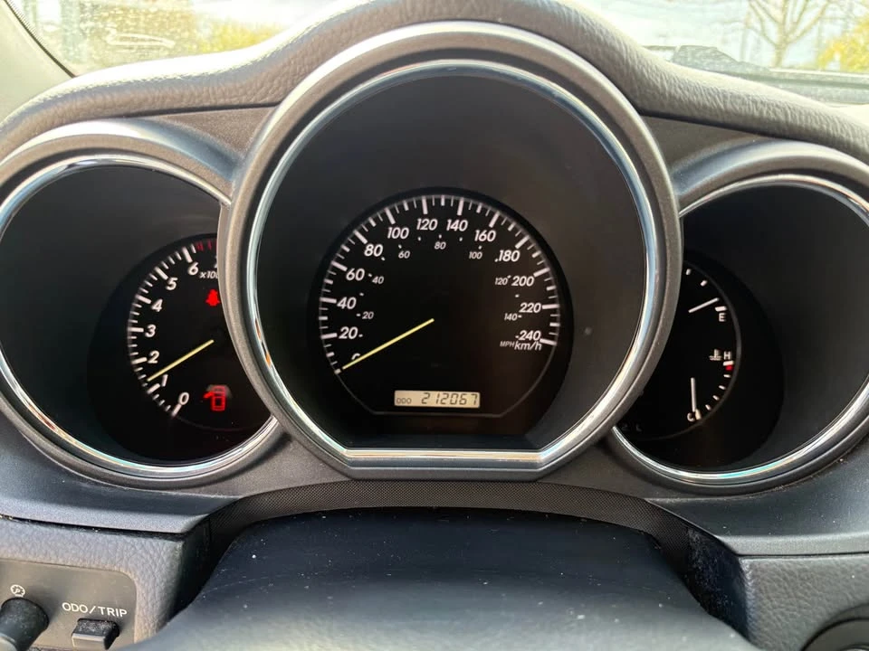 2008 Lexus RX 2nd Gen - Image 12 of 15