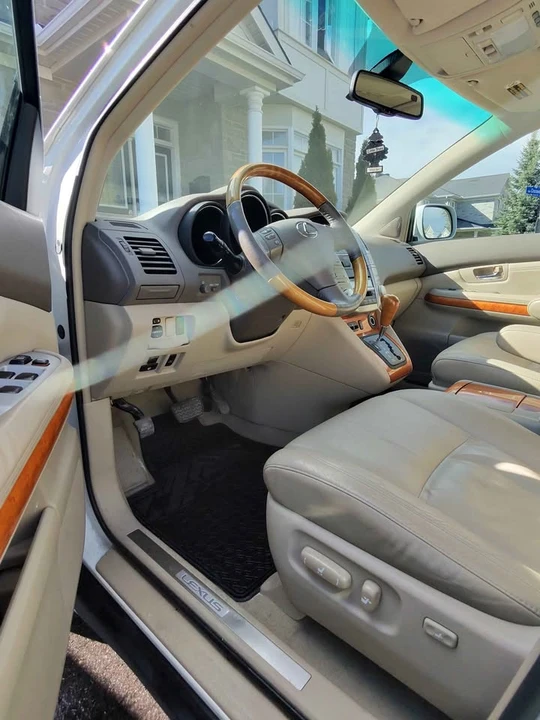 2008 Lexus RX 2nd Gen - Image 4 of 15