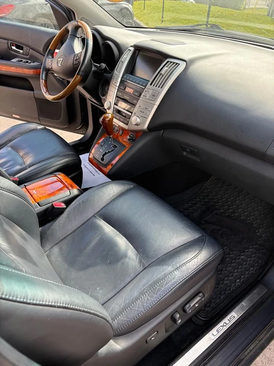2008 Lexus RX 2nd Gen - Image 13 of 15