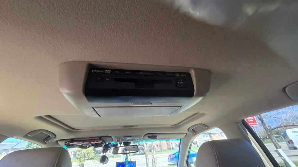 2008 Lexus RX 2nd Gen - Image 11 of 15