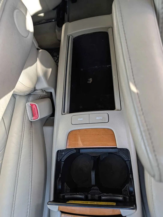 2008 Lexus RX 2nd Gen - Image 7 of 15