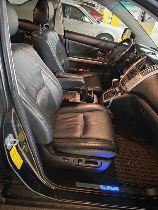 2008 Lexus RX 2nd Gen - Image 15 of 20