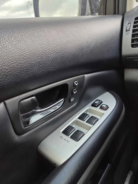 2008 Lexus RX 2nd Gen - Image 13 of 20