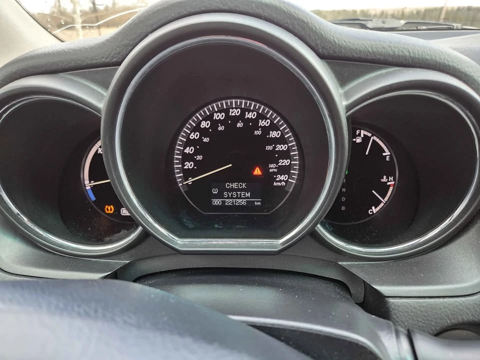 2008 Lexus RX 2nd Gen - Image 11 of 20