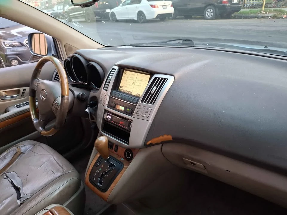 2008 Lexus RX 2nd Gen - Image 6 of 9