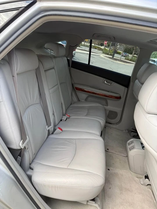 2008 Lexus RX 2nd Gen - Image 3 of 11