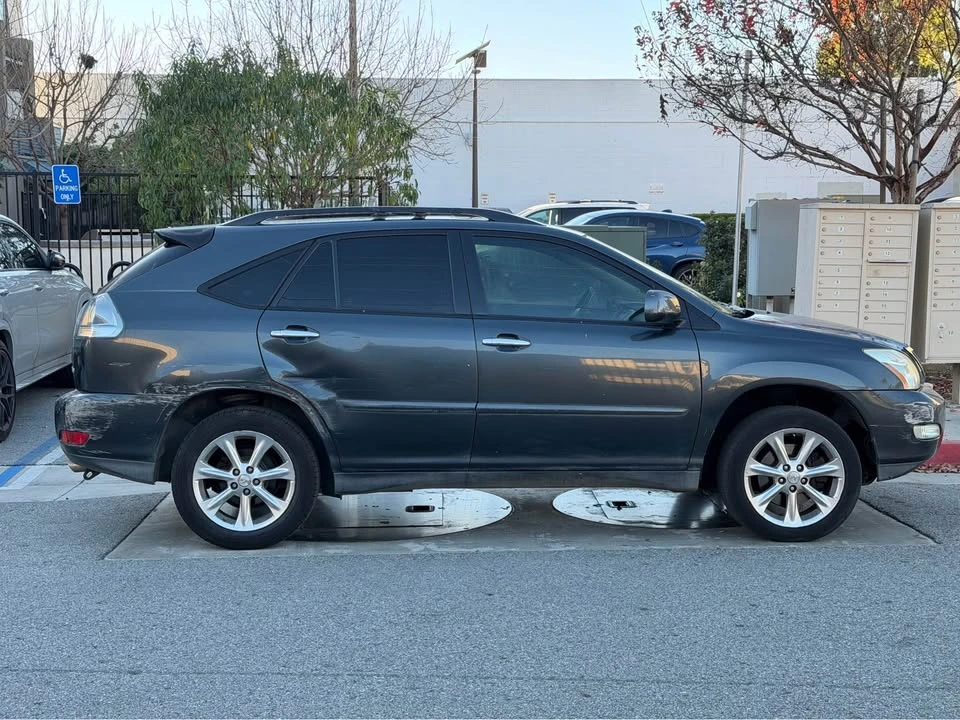 2008 Lexus RX 2nd Gen - Image 10 of 13