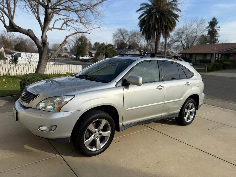 2008 Lexus RX 2nd Gen - Image 3 of 8