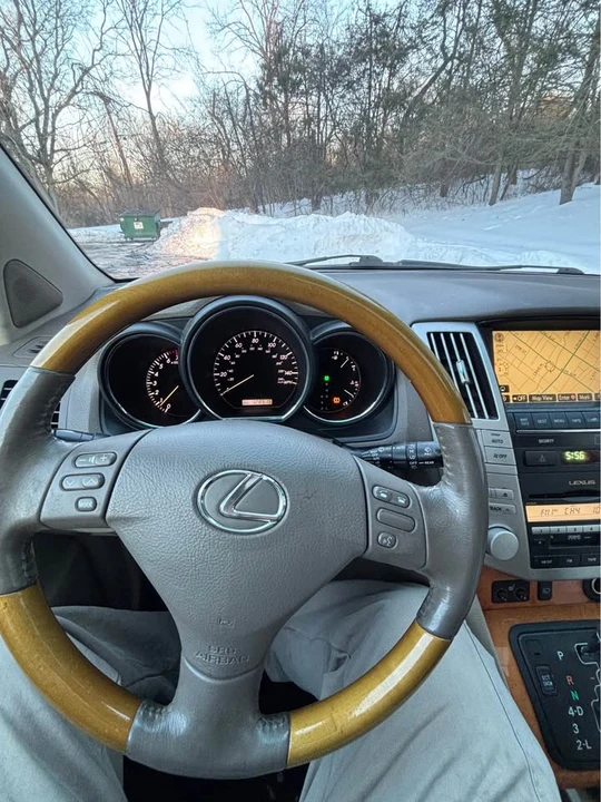 2008 Lexus RX 2nd Gen - Image 8 of 13