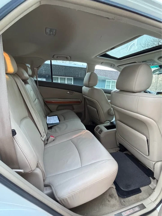 2008 Lexus RX 2nd Gen - Image 11 of 13