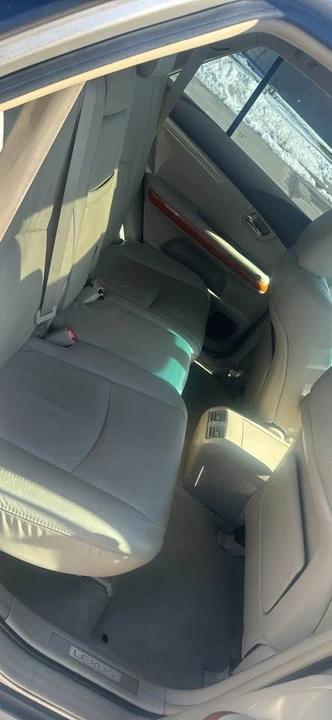 2008 Lexus RX 2nd Gen - Image 9 of 12