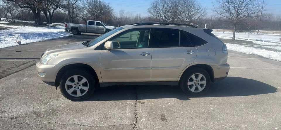 2008 Lexus RX 2nd Gen - Image 3 of 12