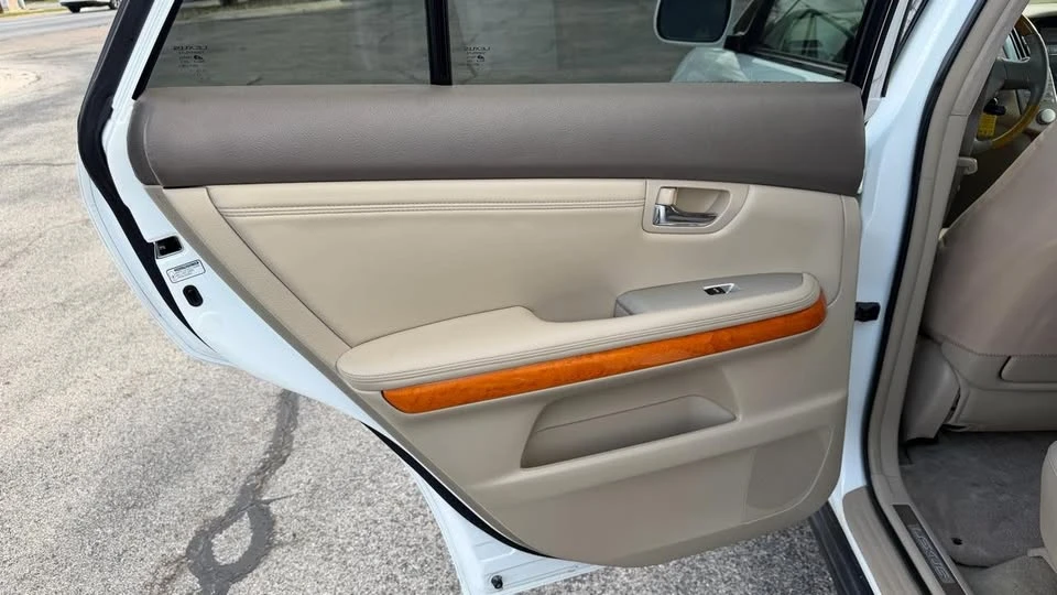 2008 Lexus RX 2nd Gen - Image 10 of 19