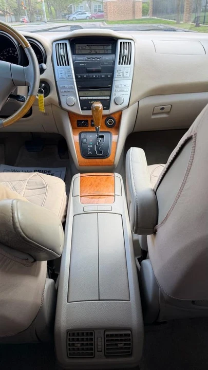 2008 Lexus RX 2nd Gen - Image 18 of 19