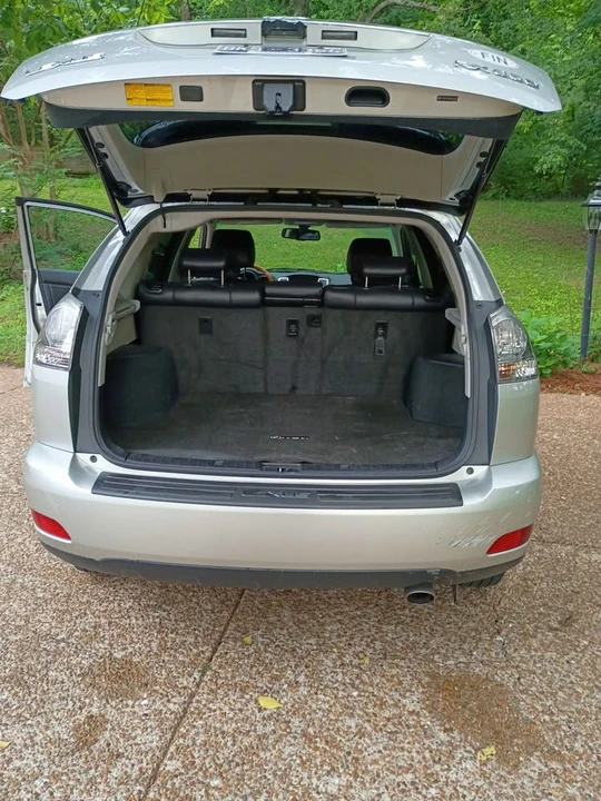 2008 Lexus RX 2nd Gen - Image 2 of 10
