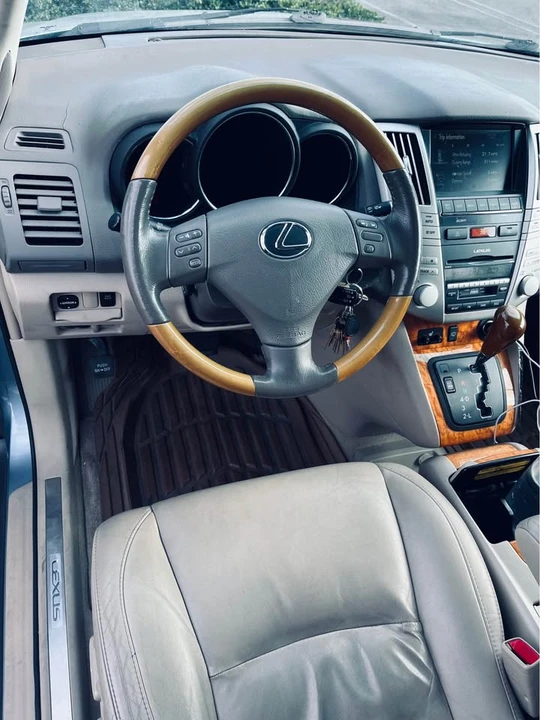 2008 Lexus RX 2nd Gen - Image 3 of 5