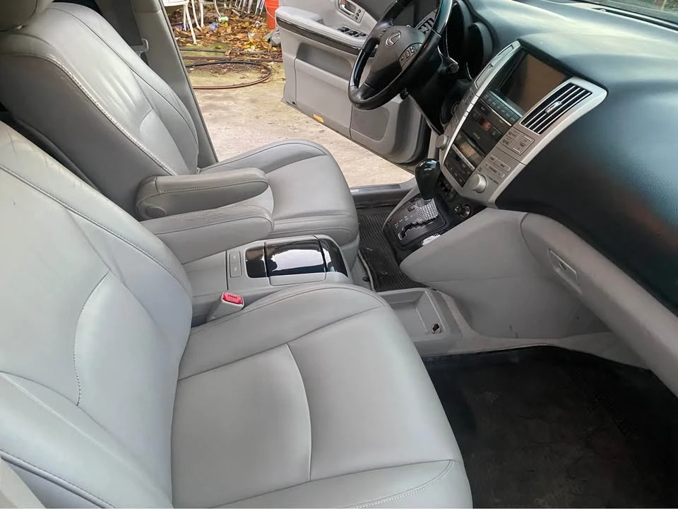 2008 Lexus RX 2nd Gen - Image 5 of 10