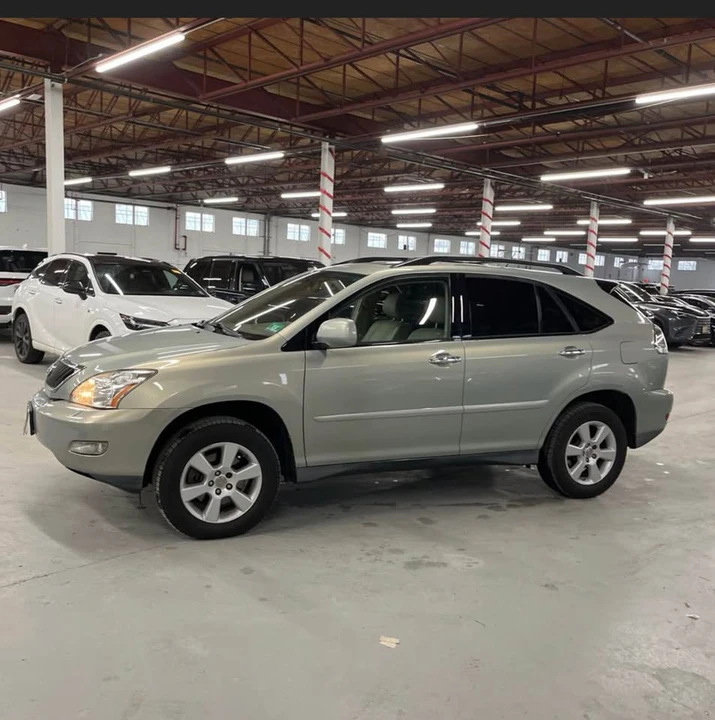 2008 Lexus RX 2nd Gen - Image 3 of 16