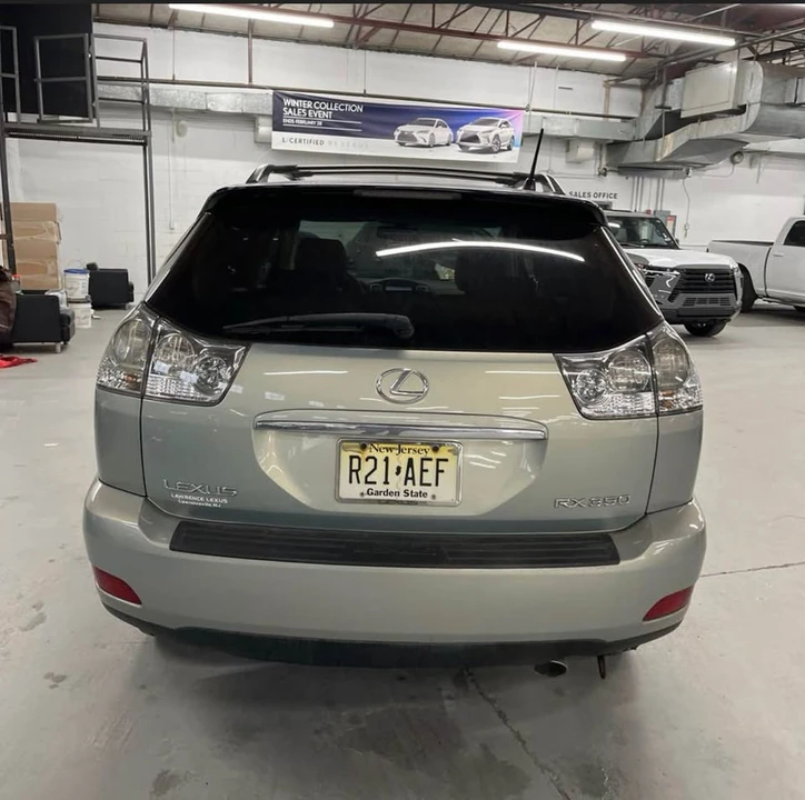 2008 Lexus RX 2nd Gen - Image 4 of 16