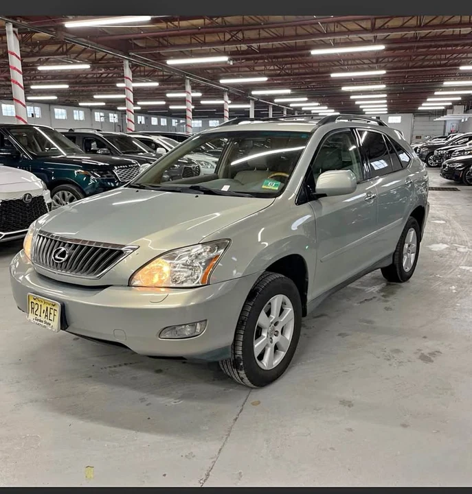 2008 Lexus RX 2nd Gen - Image 2 of 16