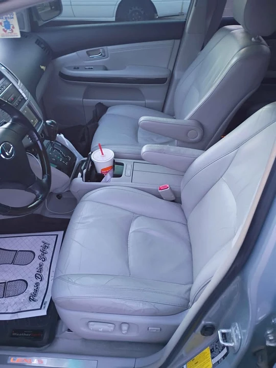 2008 Lexus RX 2nd Gen - Image 10 of 11