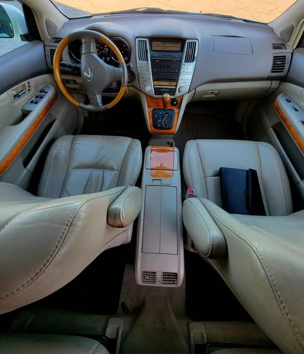 2008 Lexus RX 2nd Gen - Image 14 of 19