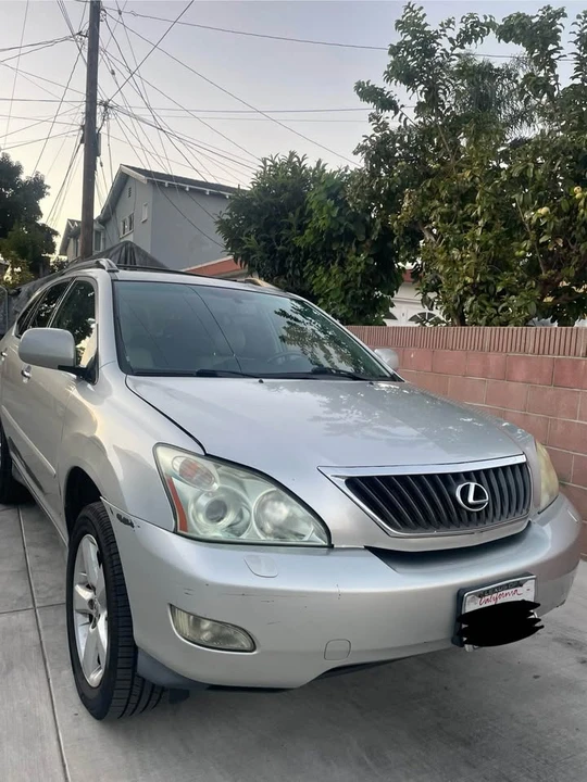 2008 Lexus RX 2nd Gen - Image 2 of 11