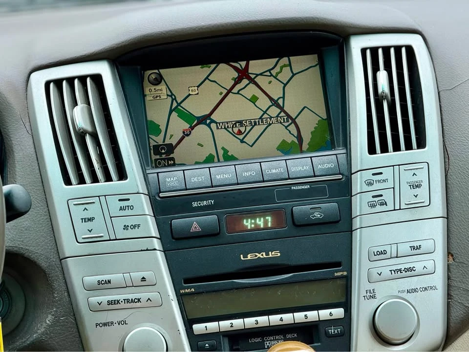 2008 Lexus RX 2nd Gen - Image 10 of 14