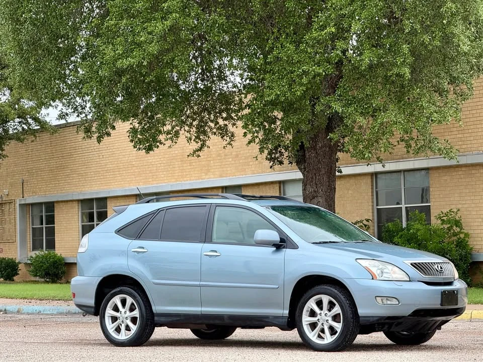 2008 Lexus RX 2nd Gen - Image 2 of 14