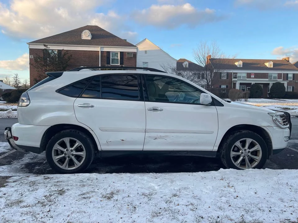2008 Lexus RX 2nd Gen - Image 3 of 12