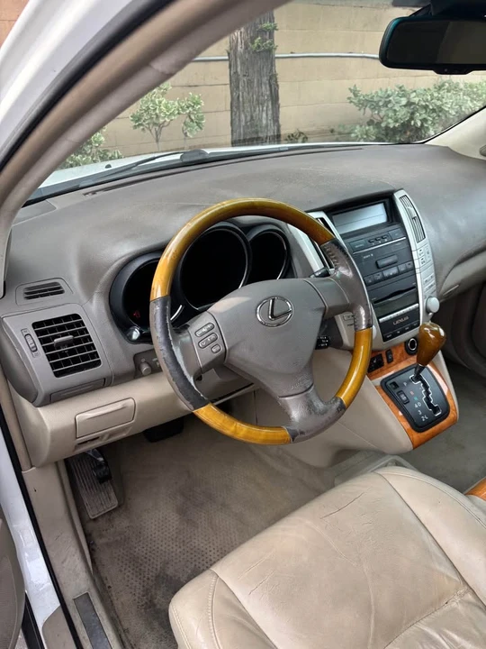 2008 Lexus RX 2nd Gen - Image 6 of 8