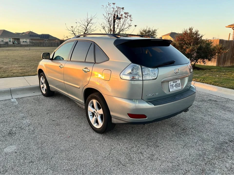 2008 Lexus RX 2nd Gen - Image 4 of 10