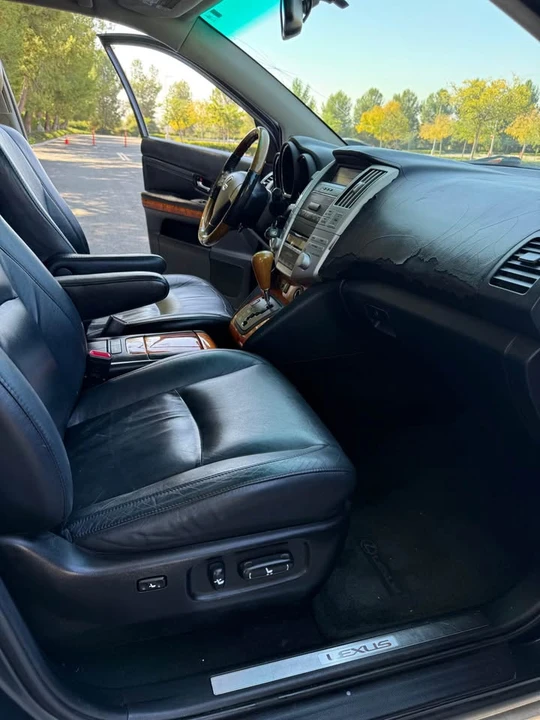 2008 Lexus RX 2nd Gen - Image 9 of 17