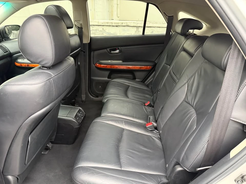 2008 Lexus RX 2nd Gen - Image 11 of 17