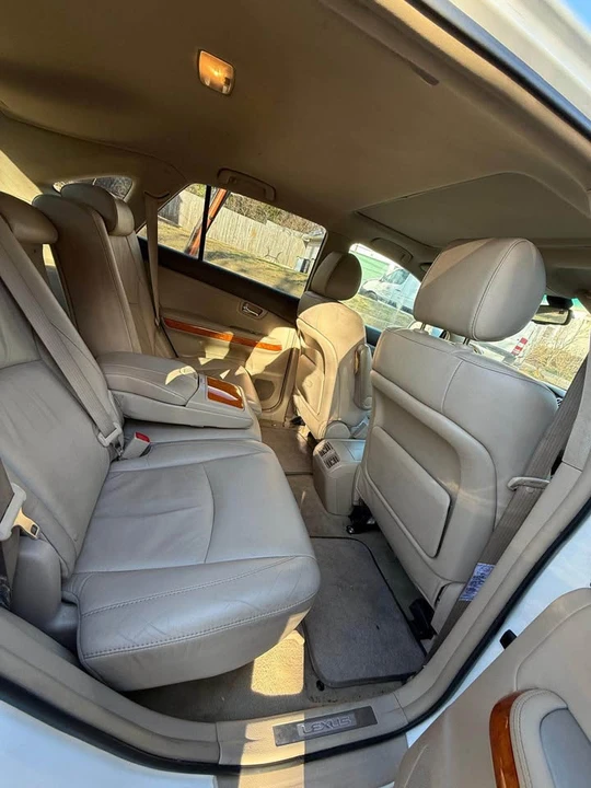 2008 Lexus RX 2nd Gen - Image 12 of 17
