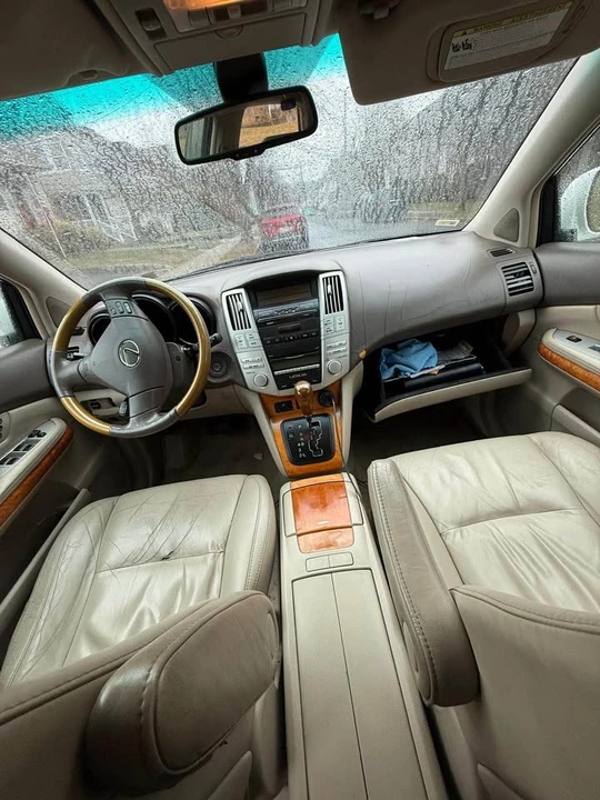 2008 Lexus RX 2nd Gen - Image 9 of 17
