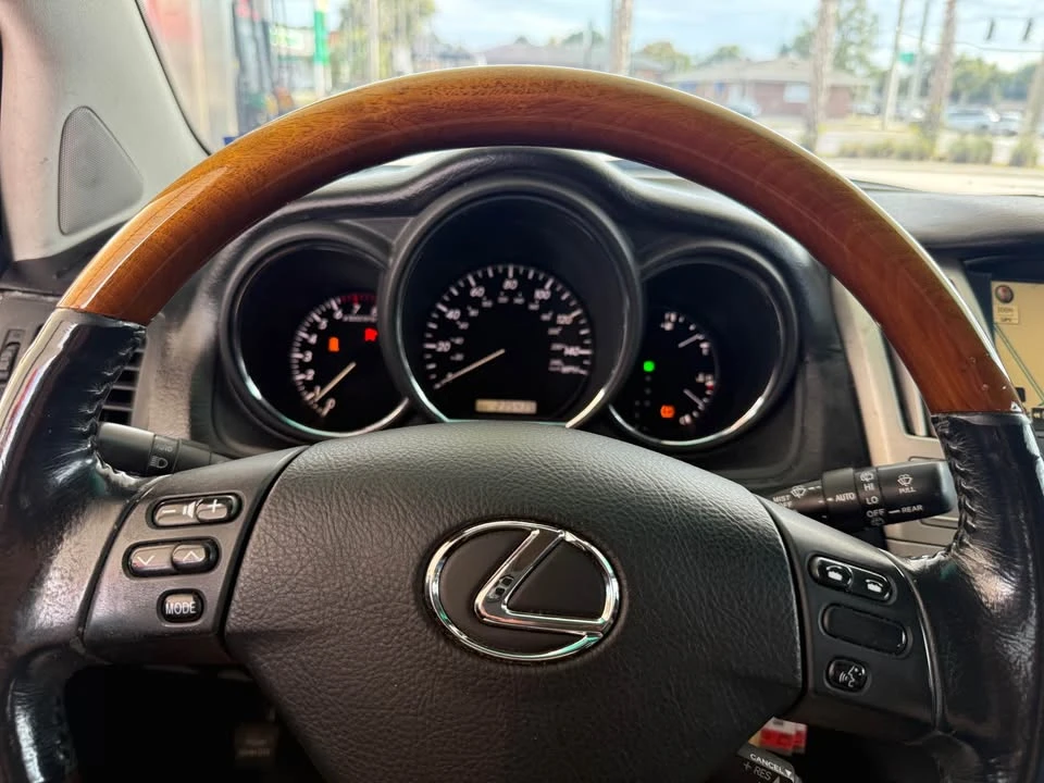 2008 Lexus RX 2nd Gen - Image 11 of 14