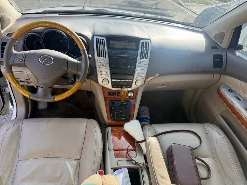 2008 Lexus RX 2nd Gen - Image 5 of 5