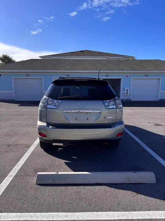 2008 Lexus RX 2nd Gen - Image 2 of 19